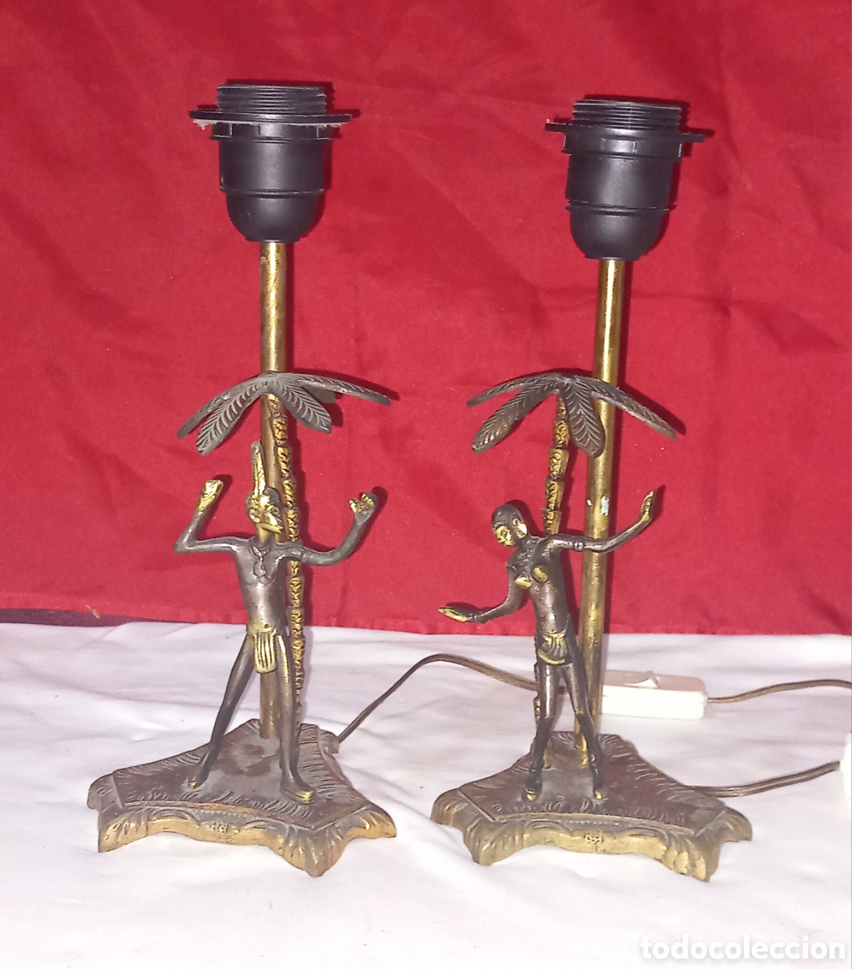 Antig&uuml;edades: ANTIGUA PAREJA DE LAMPARAS DE MESA(AFRICANOS)BRONCE LAT&Oacute;N