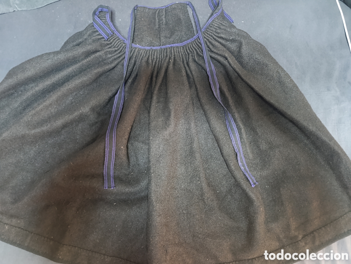Antig&uuml;edades: Saya / Manteo Alistano Antiguo - Traje Regional de Zamora (Excelente Estado)