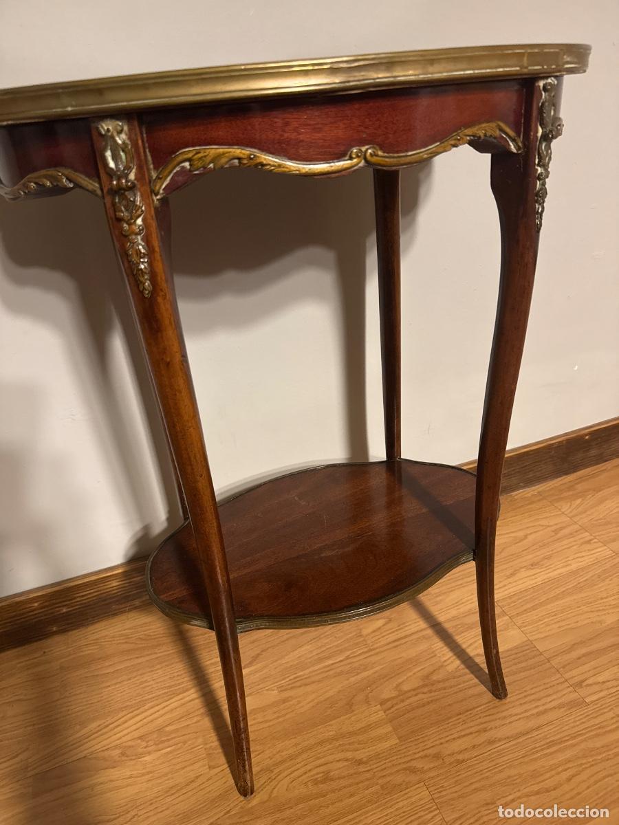 Antig&uuml;edades: Mesa Estilo Luis XV. Buen estado - Foto 3