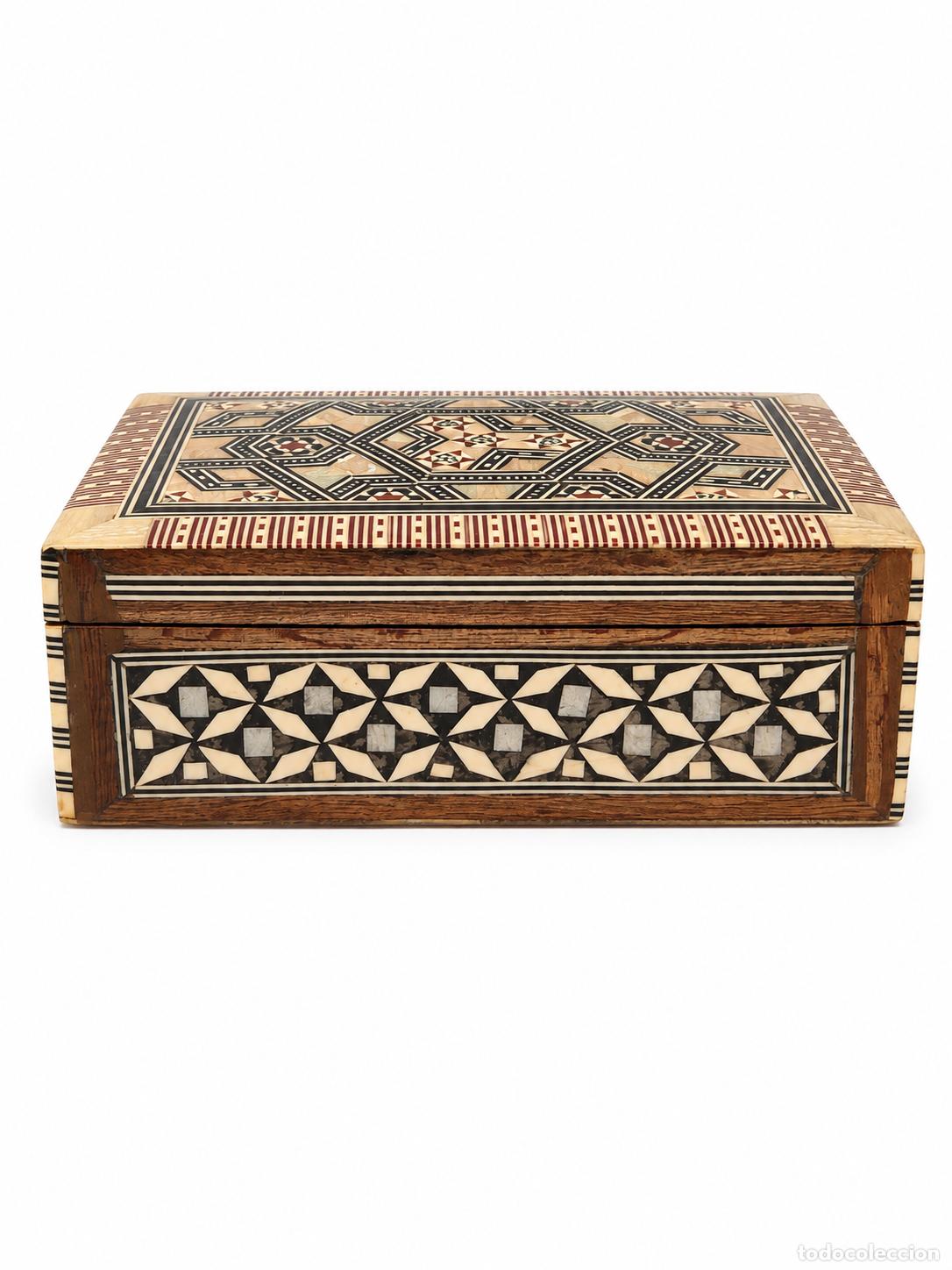 Antiquit&auml;ten: Joyero, Caja de Taracea Granadina y Marqueter&iacute;a Artesanal