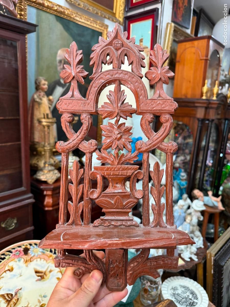 Antig&uuml;edades: ANTIGUA MENSULA DE MADERA PARA IMAGEN RELIGIOSA - MEDIDA 40X19 CM Y BASE 19X7 CM
