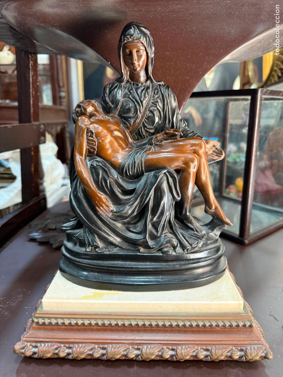 Antig&uuml;edades: VIRGEN PIETAT DE MIGUEL ANGEL DE METAL - MEDIDA TOTAL 35 CM - RELIGIOSO