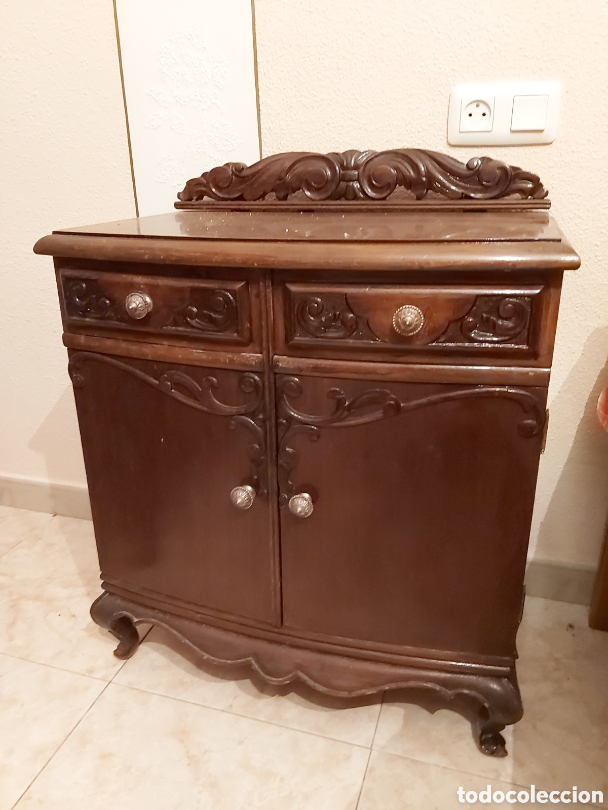 Antig&uuml;edades: Mesitas de habitaci&oacute;n a&ntilde;os 40
