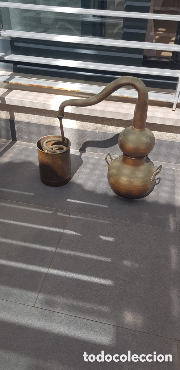Antig&uuml;edades: Alambique cobre. 1 litro