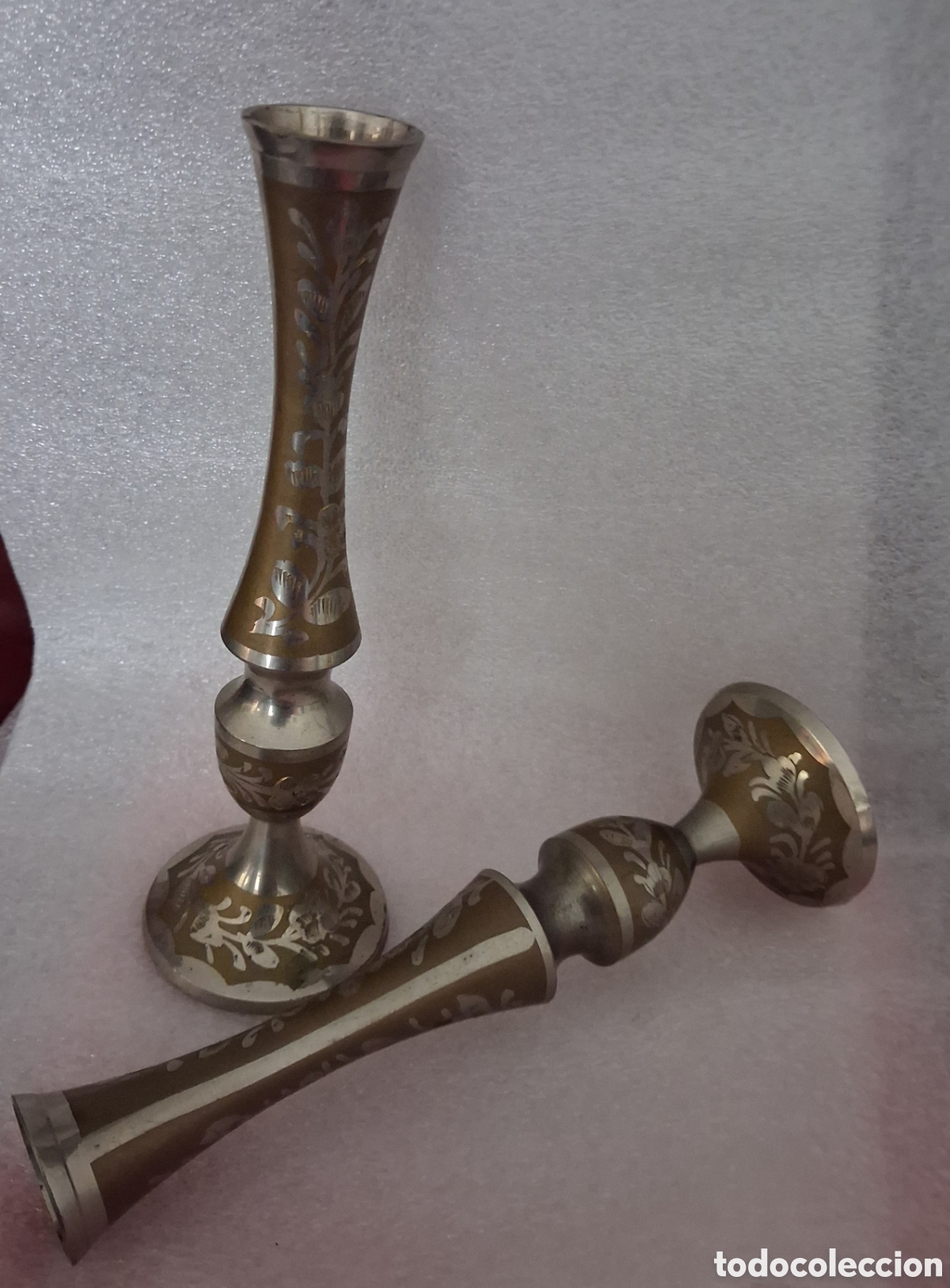 Antig&uuml;edades: Pareja floreros aleaci&oacute;n bronce - Foto 2