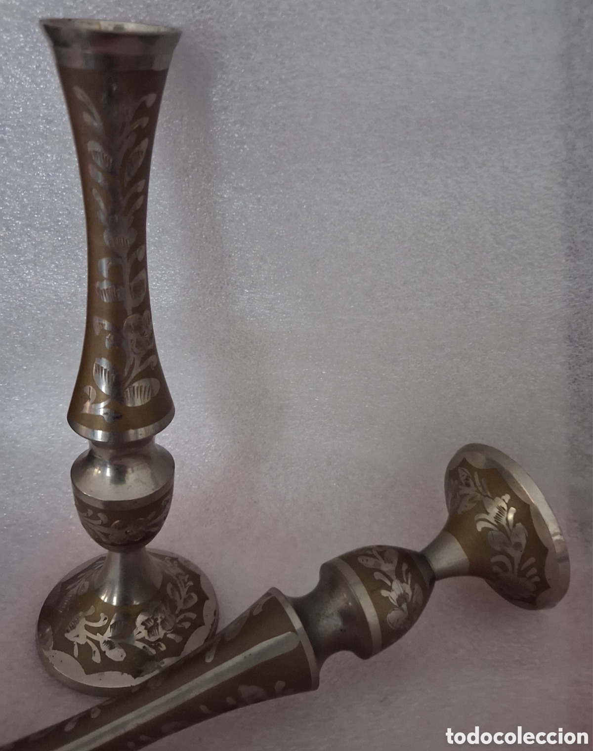 Antig&uuml;edades: Pareja floreros aleaci&oacute;n bronce - Foto 3