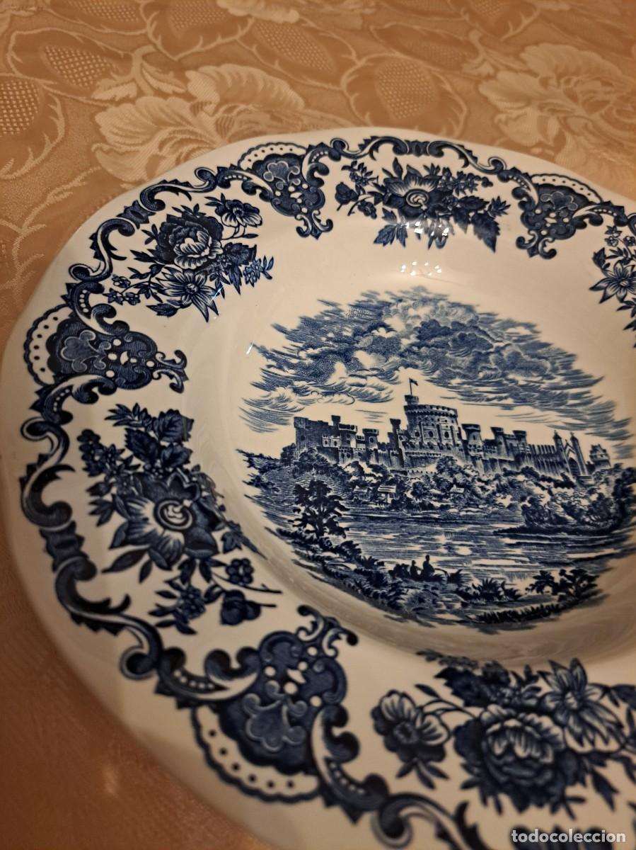 Antiquit&auml;ten: Plato hondo de porcelana Royal Homes of Britain de Enoch Wood tunstall, azul