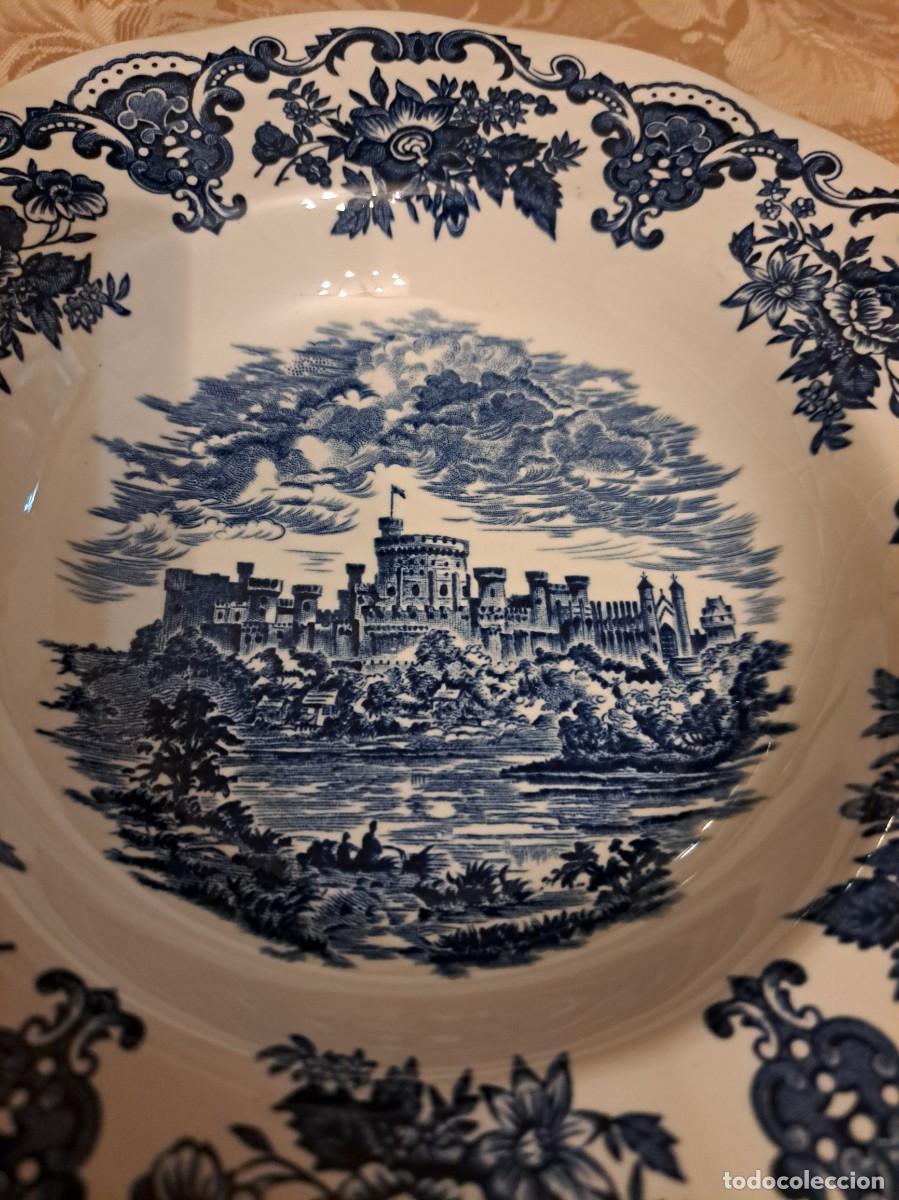 Antiques: Plato hondo de porcelana Royal Homes of Britain de Enoch Wood tunstall, azul