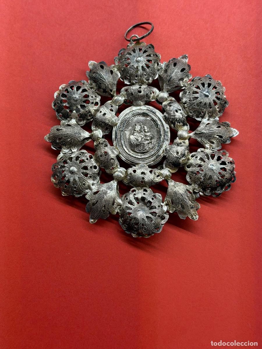 Antig&uuml;edades: ANTIGUO COLGANTE TIPO RELICARIO EN PLATA RELIEVE VIRGEN CON NI&Ntilde;OS JES&Uacute;S Y BAUTISMO DEL CRISTO ITALIA