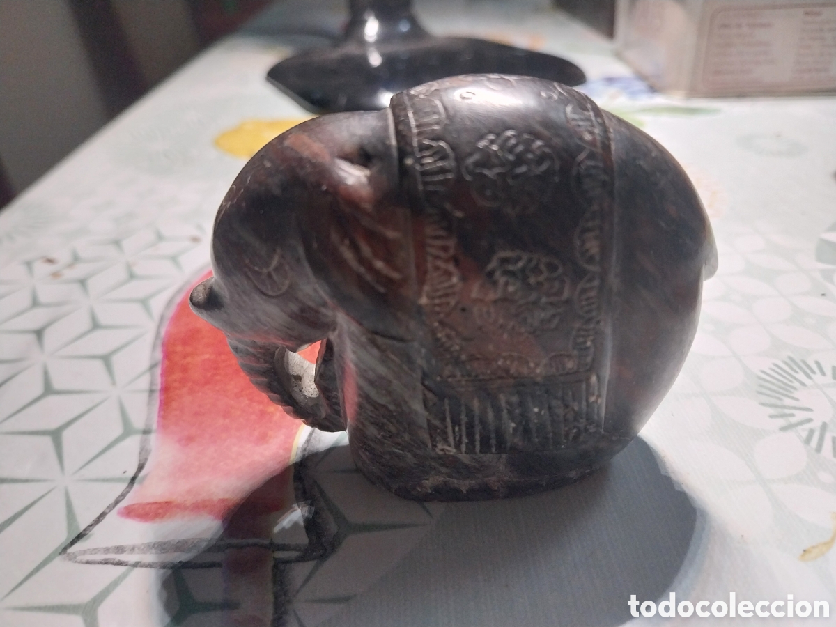 Antig&uuml;edades: Figura tallada de un elefante