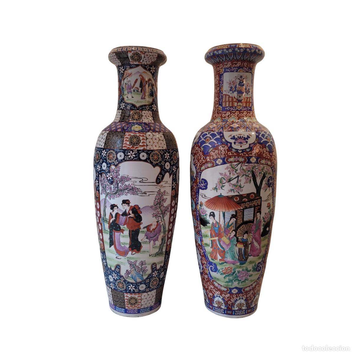 Antig&uuml;edades: Pareja jarrones porcelana china, Era Mao Zedong, S.XX - China