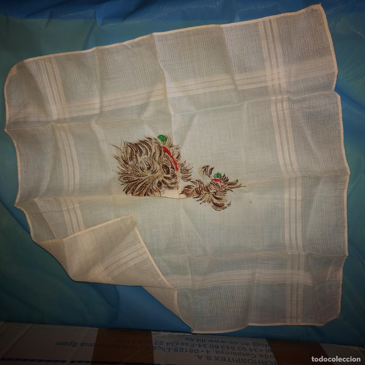 Antig&uuml;edades: ANTIGUO Pa&ntilde;uelo con estampado de perros - Foto 2