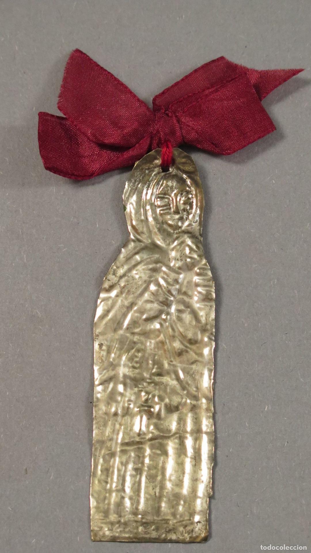Antig&uuml;edades: EXVOTO ANCIANA. PLATA. SIGLO XIX