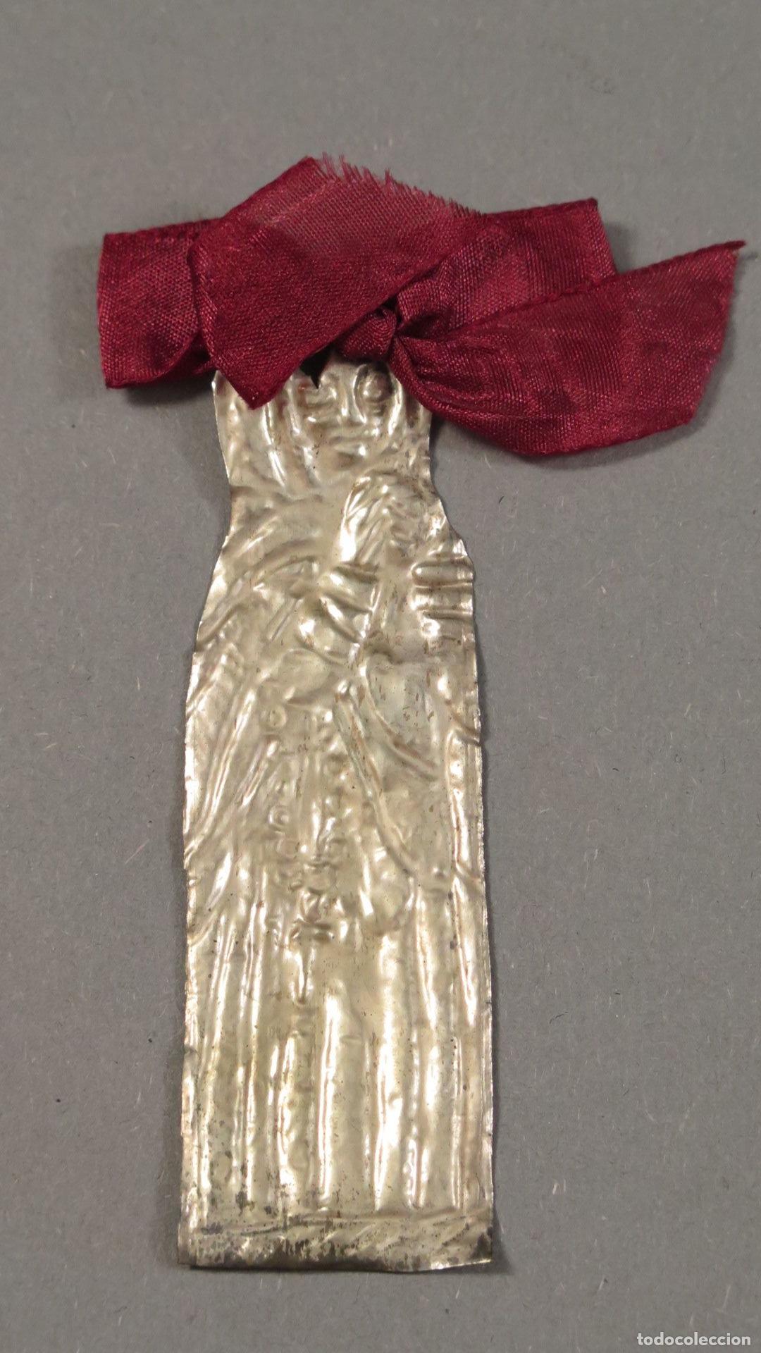 Antig&uuml;edades: EXVOTO ANCIANA. PLATA. SIGLO XIX