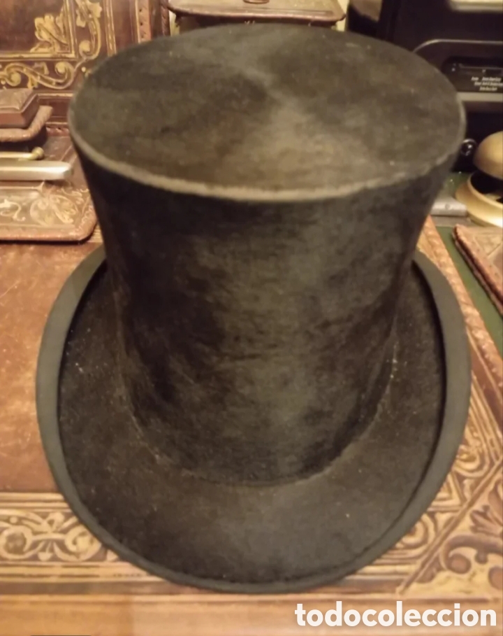 Antig&uuml;edades: Aut&eacute;ntico sombrero de copa de piel de foca. Siglo XIX