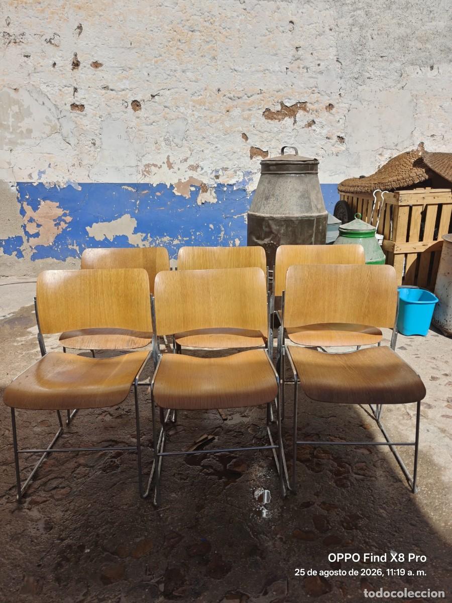 Antig&uuml;edades: SILLAS DE DISE&Ntilde;O CONJUNTO 6 SILLAS DE MADERA CON ESTRUCTURA DE METAL 76 CMS. ALTO X 43 DE ANCHO