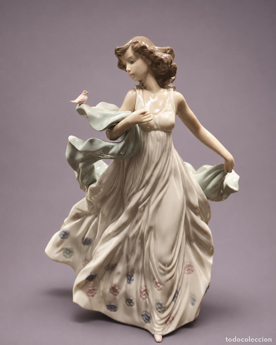 Antig&uuml;edades: Lladr&oacute; Dama del Ruise&ntilde;or 6193 &ndash; Porcelana original con caja