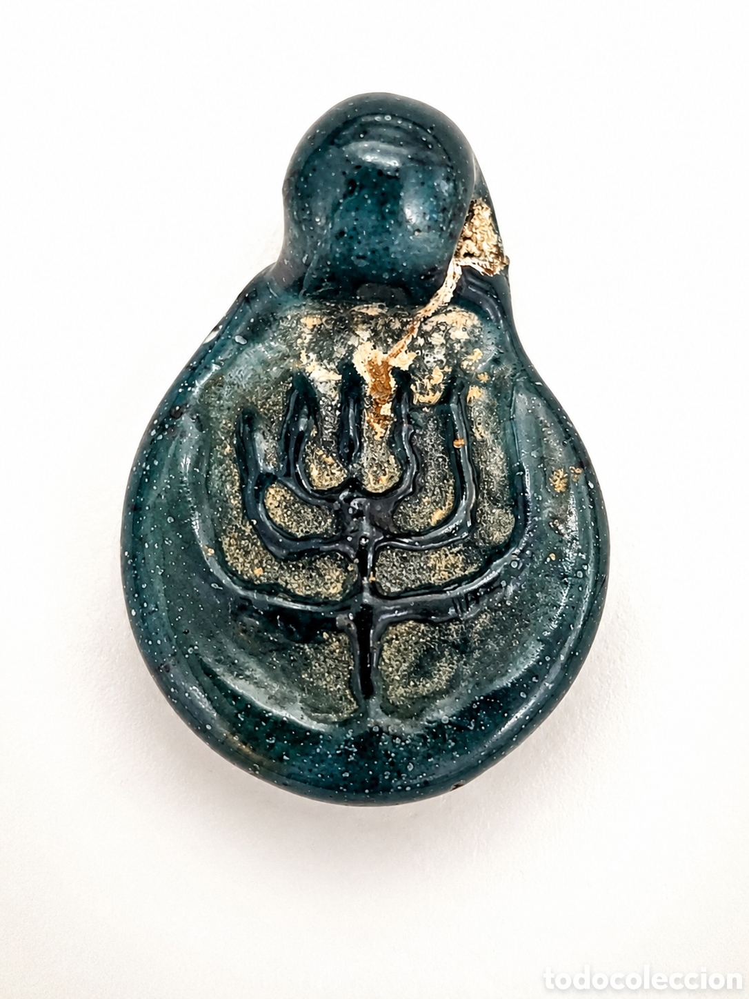 Antig&uuml;edades: Colgante bizantino antiguo con representaci&oacute;n de la Menorah