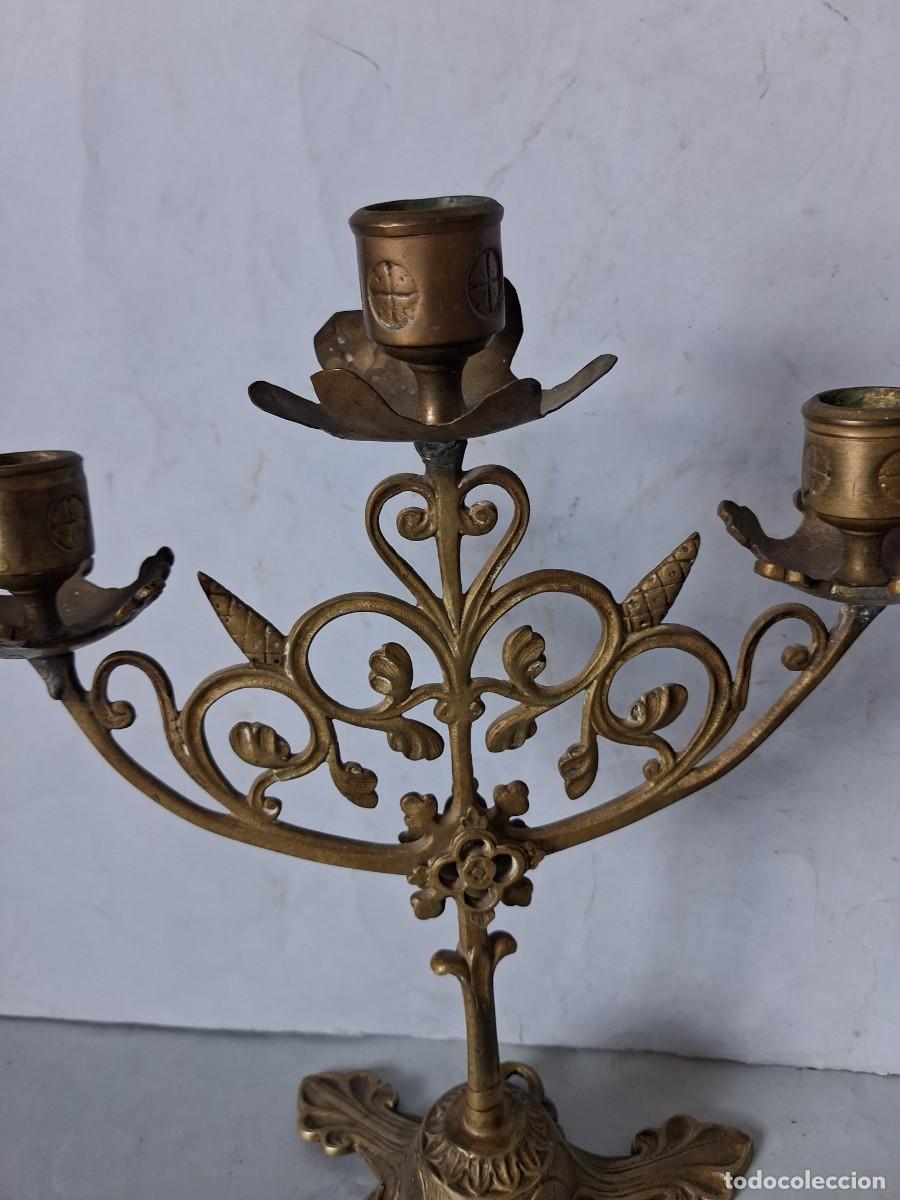 Antig&uuml;edades: Antiguo candelabro de bronce - Foto 2
