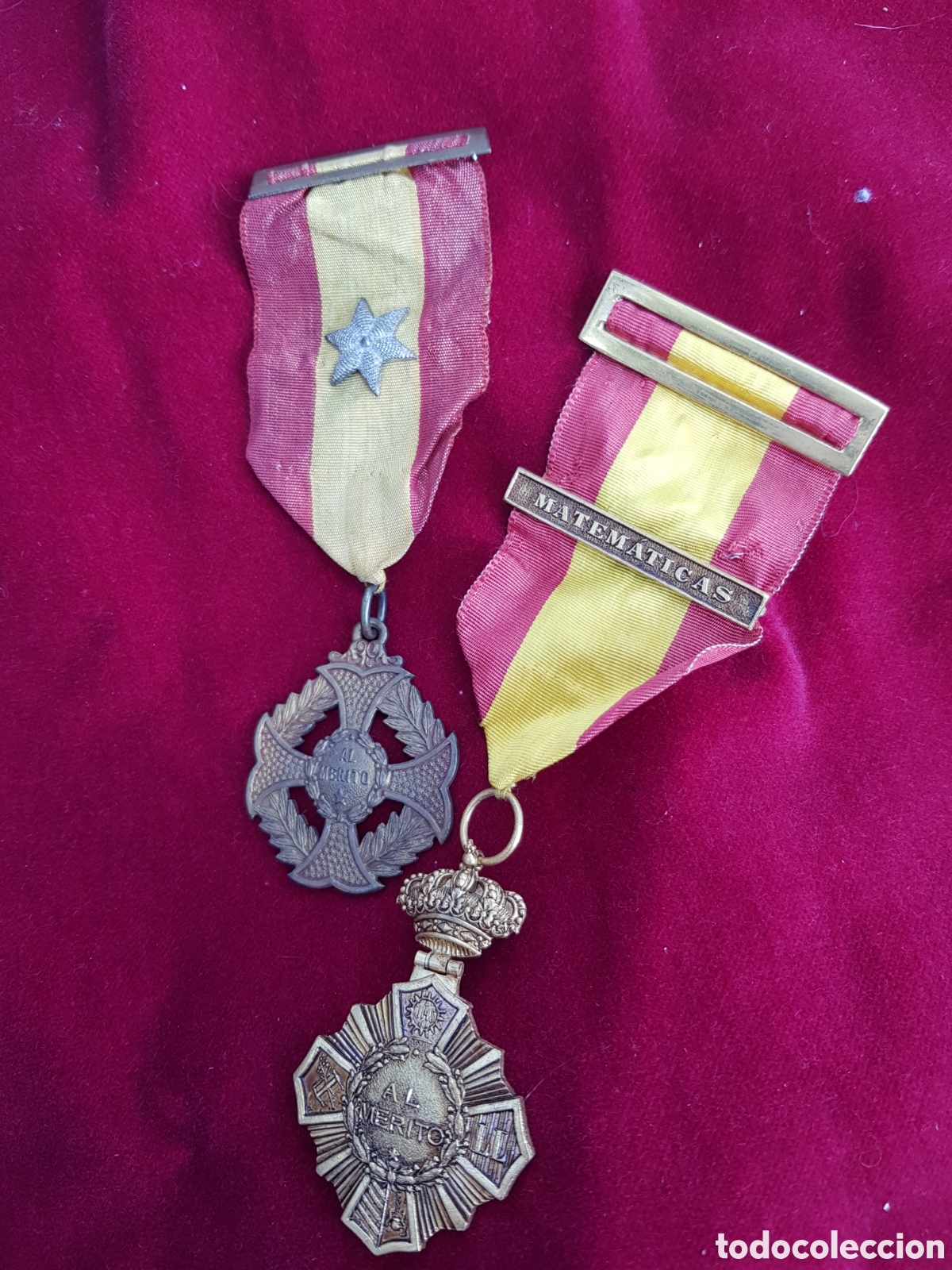 Antiquit&auml;ten: ANTIGUAS MEDALLAS AL MERITO EN MATEM&Aacute;TICAS