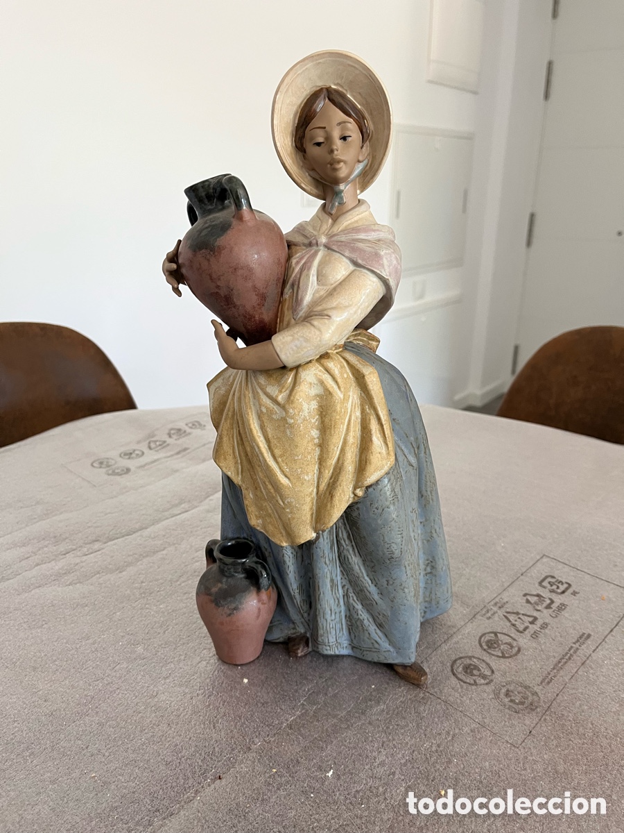 Antiques: Figura aguadora Lladr&oacute; 2357