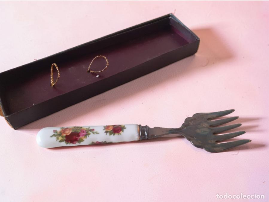 Antiques: Tenedor de servicio Royal Albert Old Country Roses a&ntilde;os 80