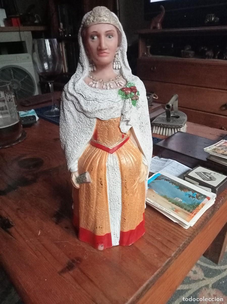 Antig&uuml;edades: Gigante de goma &laquo;Reina Europea&raquo; &ndash; Josephamunda- 25 cms.