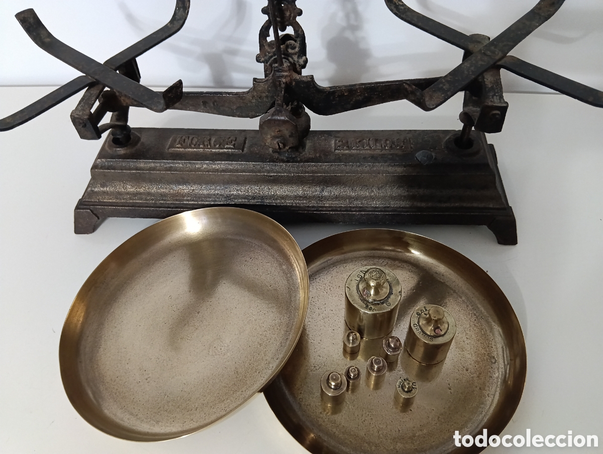 Antig&uuml;edades: Balanza bronce con pesas - Foto 12