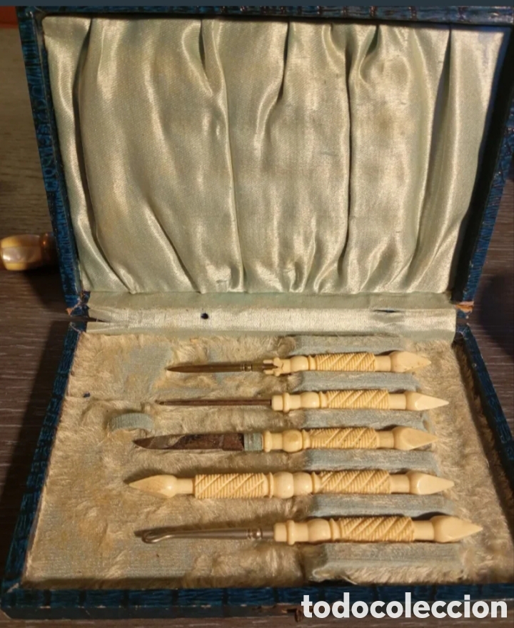 Antig&uuml;edades: Estuche Victoriano Costura y Manicura