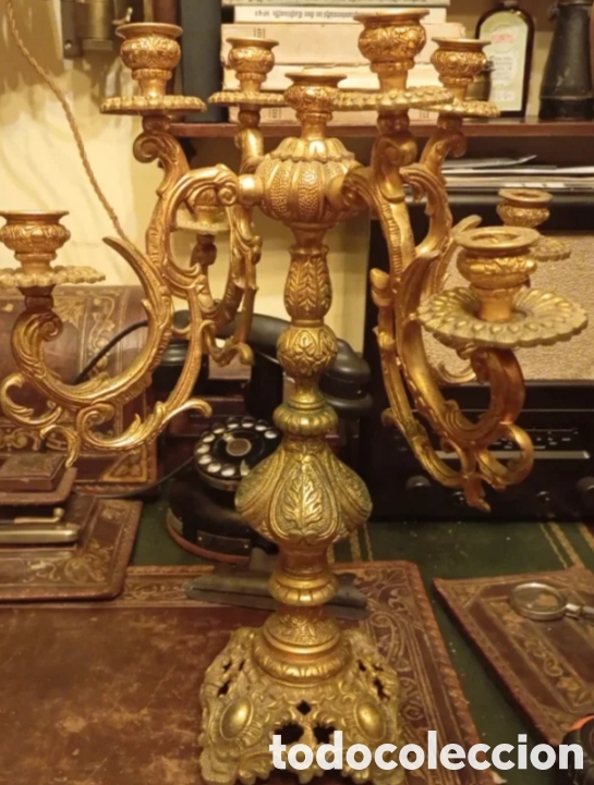 Antig&uuml;edades: Candelabro de Bronce Macizo &ndash; 5 Brazos 4,2kg/43cm