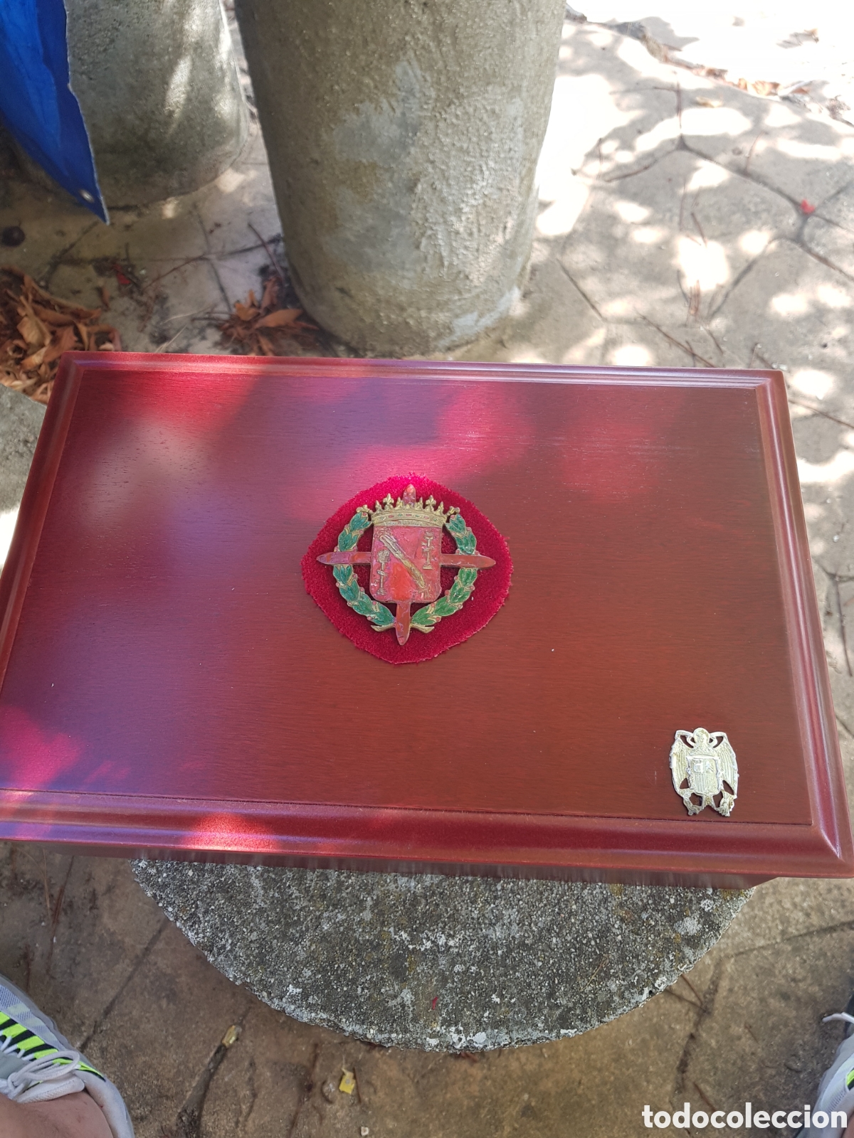 Antig&uuml;edades: ESPECTACULAR CAJA DE PUROS DE CAOBA DE LA CASA DEL GENERAL&Iacute;SIMO DEL PARDO