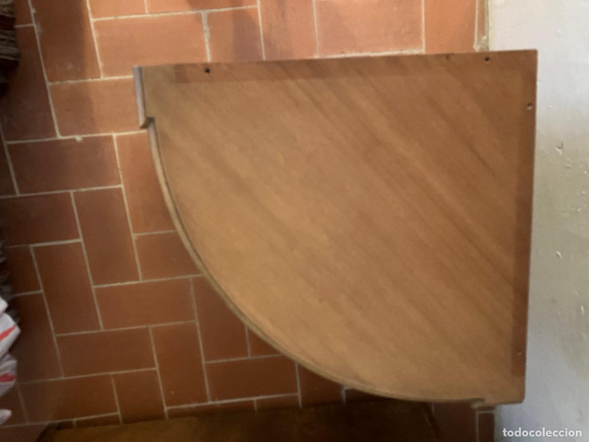 Antig&uuml;edades: Comoda esquinera redondeada de madera - Foto 4