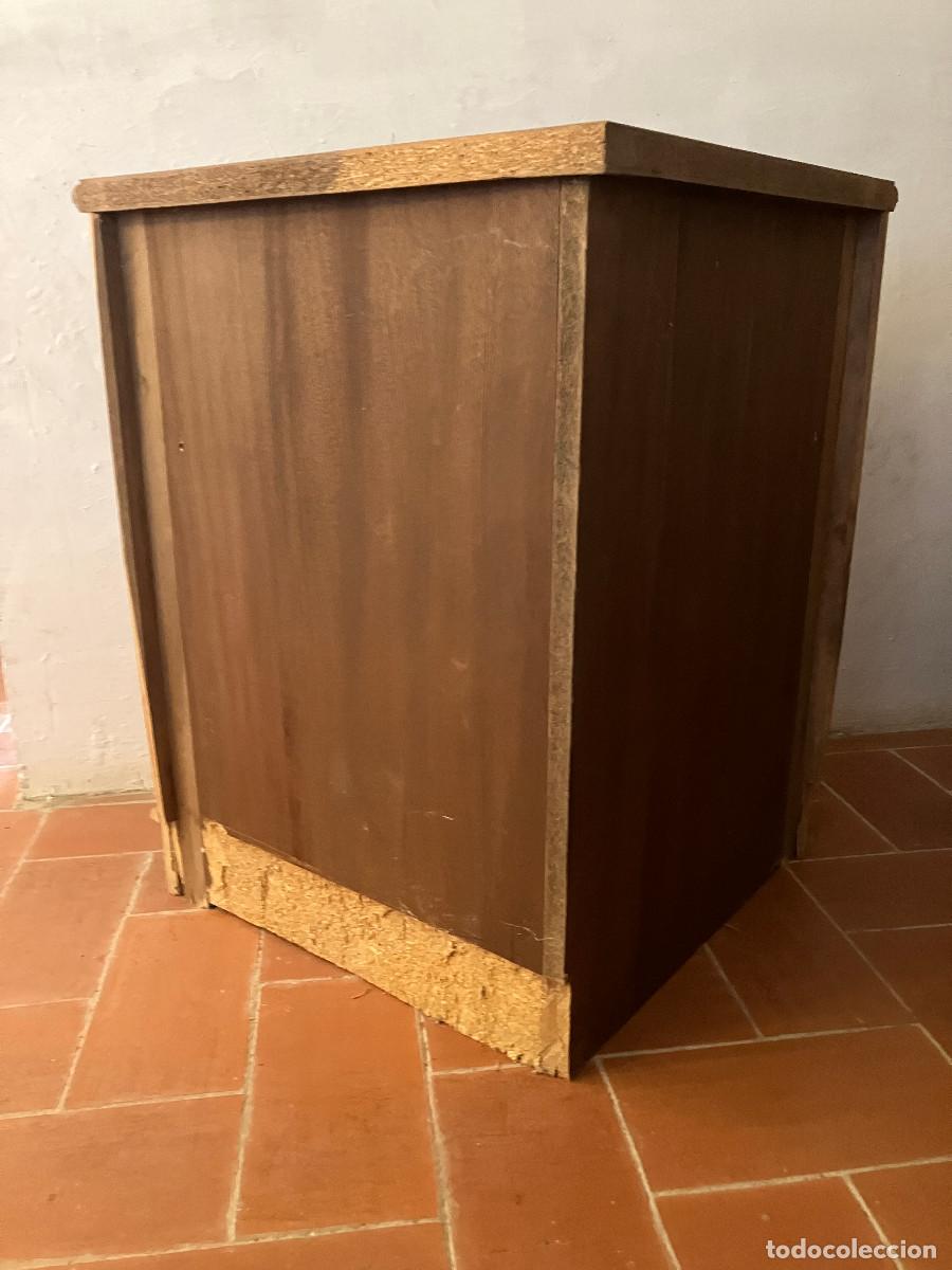 Antig&uuml;edades: Comoda esquinera redondeada de madera - Foto 9