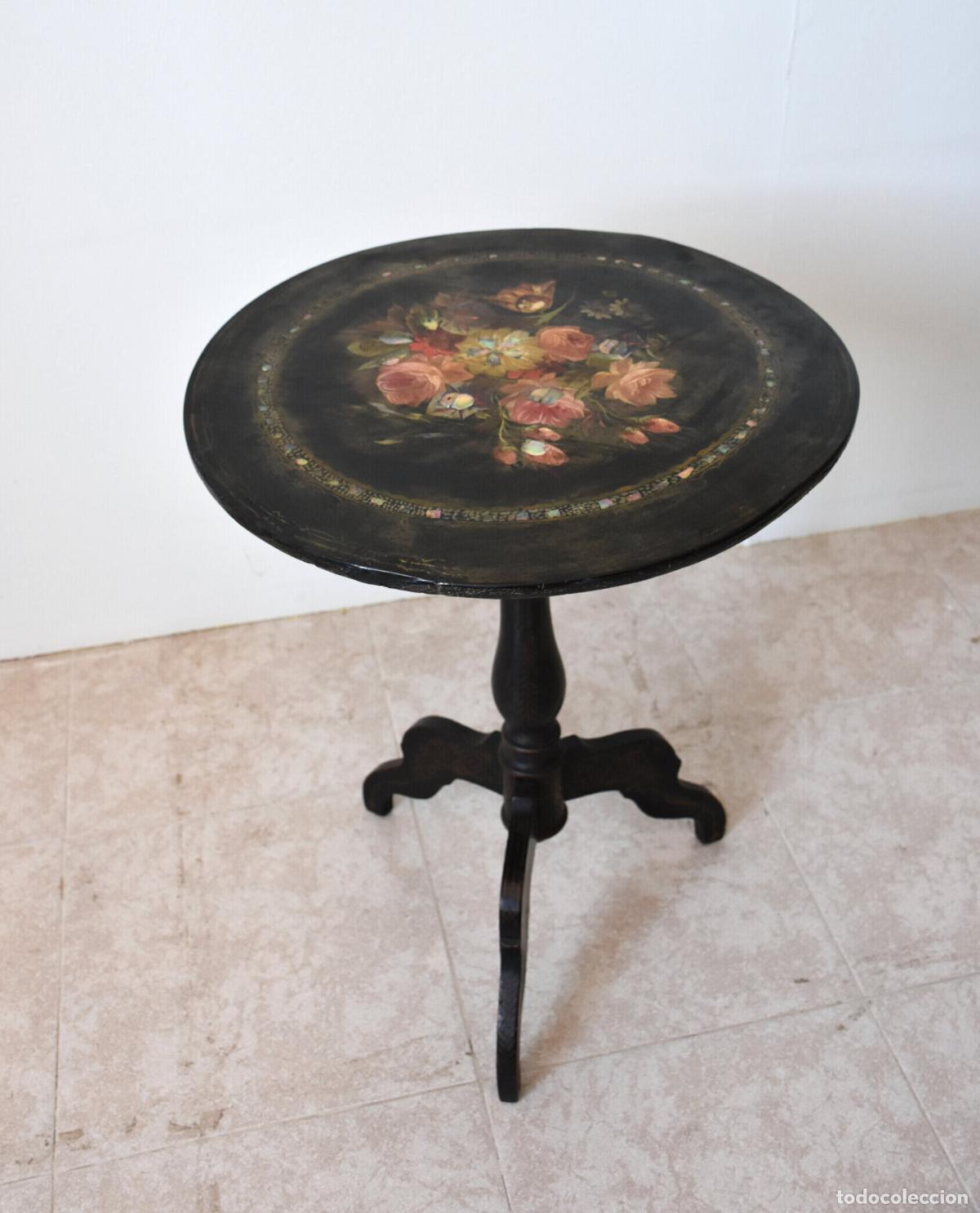 Antiques: Mesa velador ebonizada Napoleon III