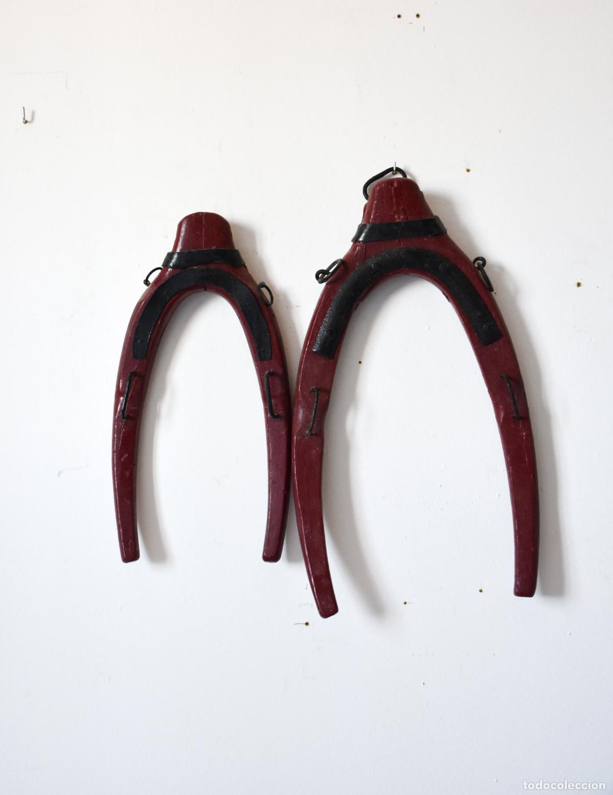 Antig&uuml;edades: Pareja de horcates antiguos de madera