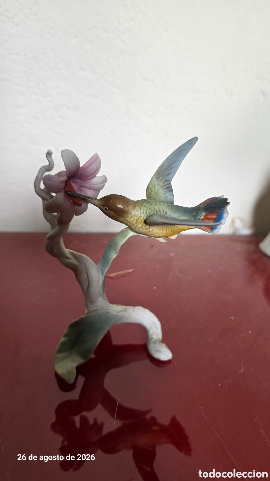 Antig&uuml;edades: Figura colibr&iacute; porcelana alemana kaiser