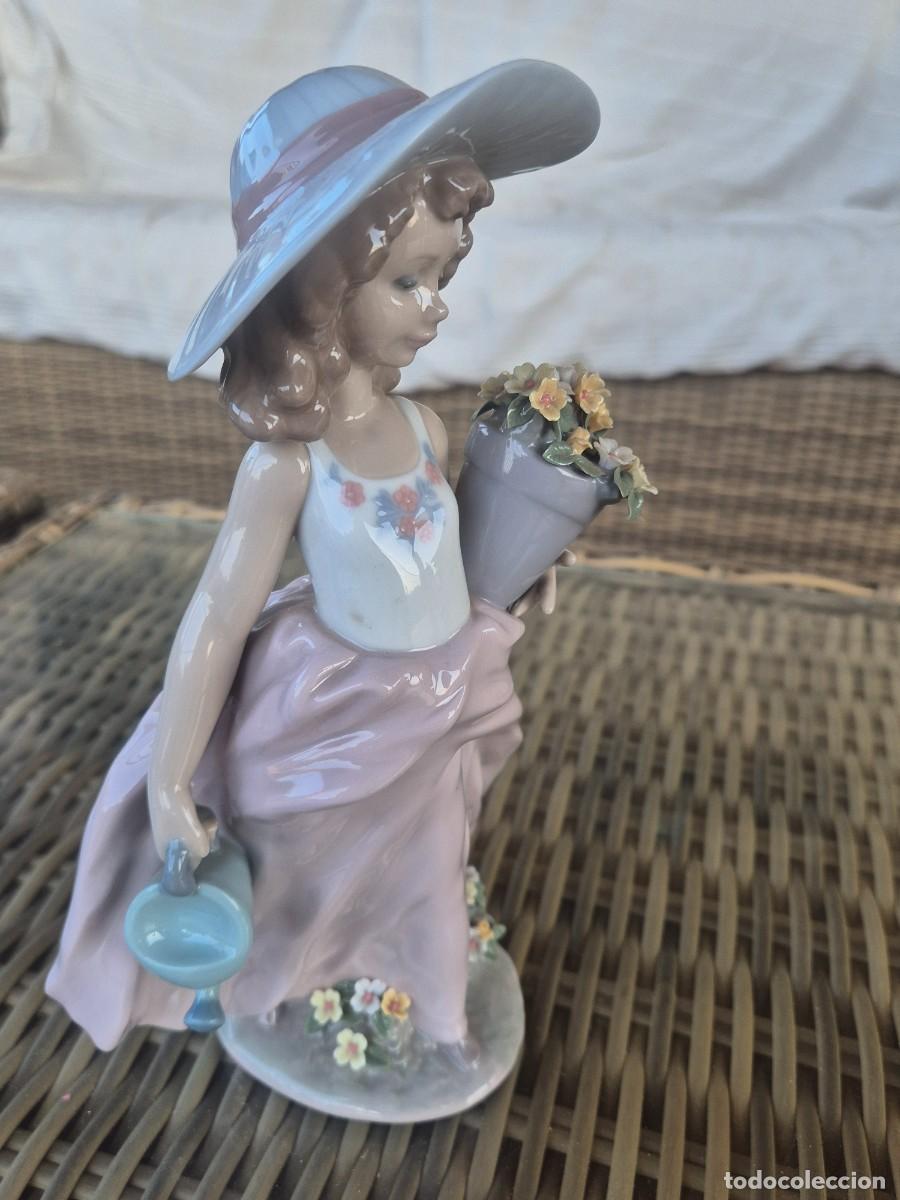 Antig&uuml;edades: Lladr&oacute;. Ni&ntilde;a jardinera. - Foto 3