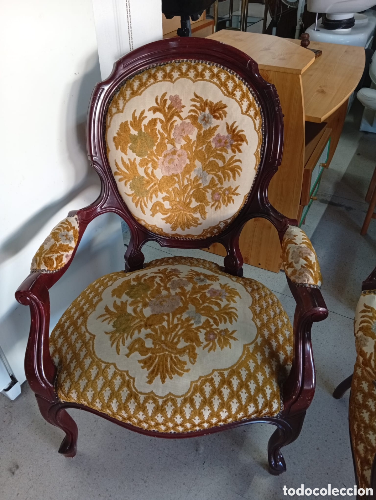 Antig&uuml;edades: Conjunto TRESILLO ESTILO LUIS XV - Foto 3