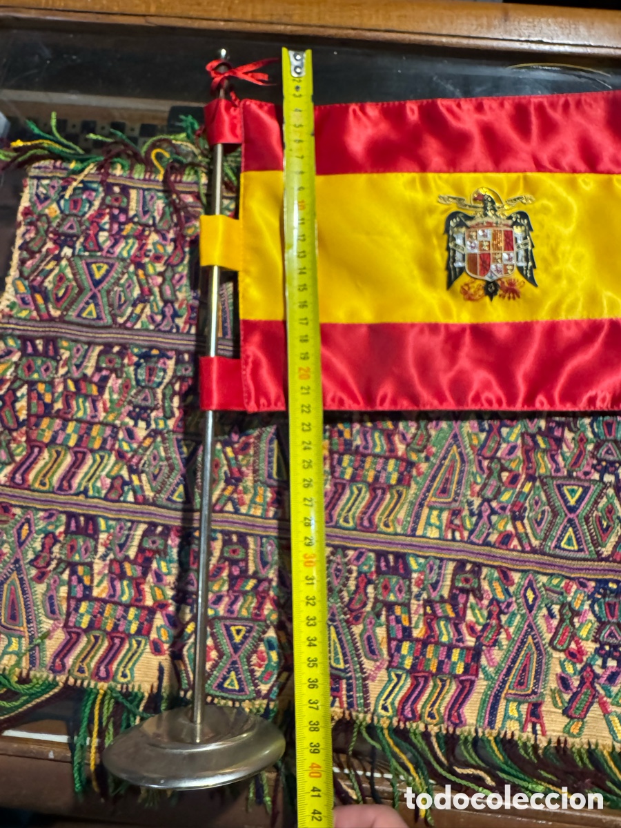 Antig&uuml;edades: Bandera de escritorio Espa&ntilde;a &Aacute;guila Franco