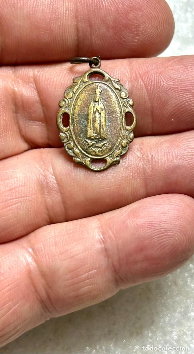 Antig&uuml;edades: 4101.Medalla religiosa antigua de la Virgen de F&aacute;tima