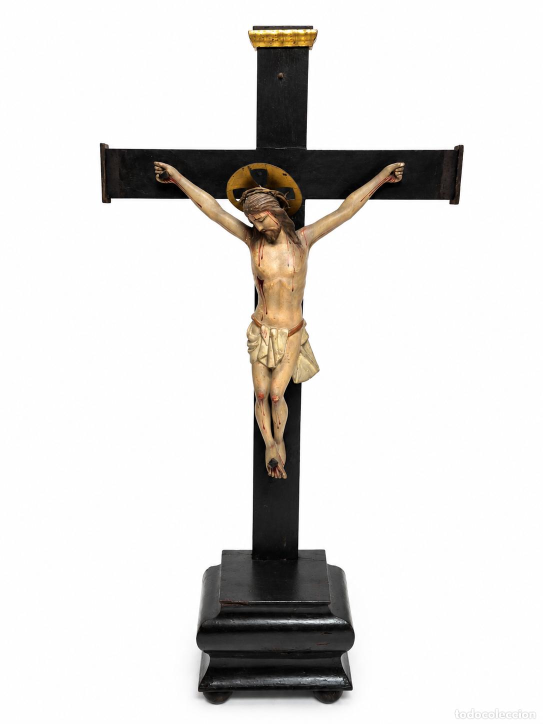 Antig&uuml;edades: Precioso Cristo - Jesucristo de Sobremesa - Talla Madera Dorada y Policromada - Circa 1800