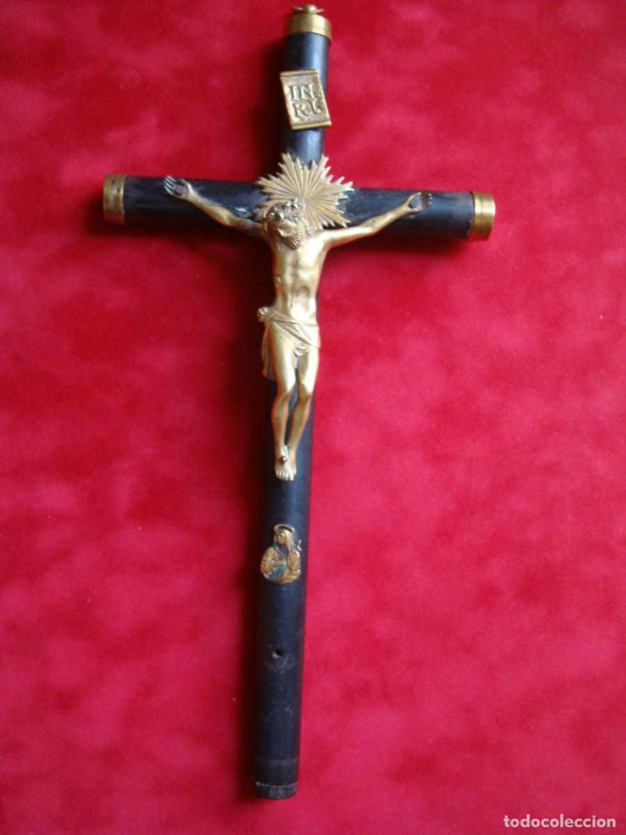 Antig&uuml;edades: ANTIGUO CRISTO ,CRUCIFIJO DE BRONCE Y MADERA,AGREDA.