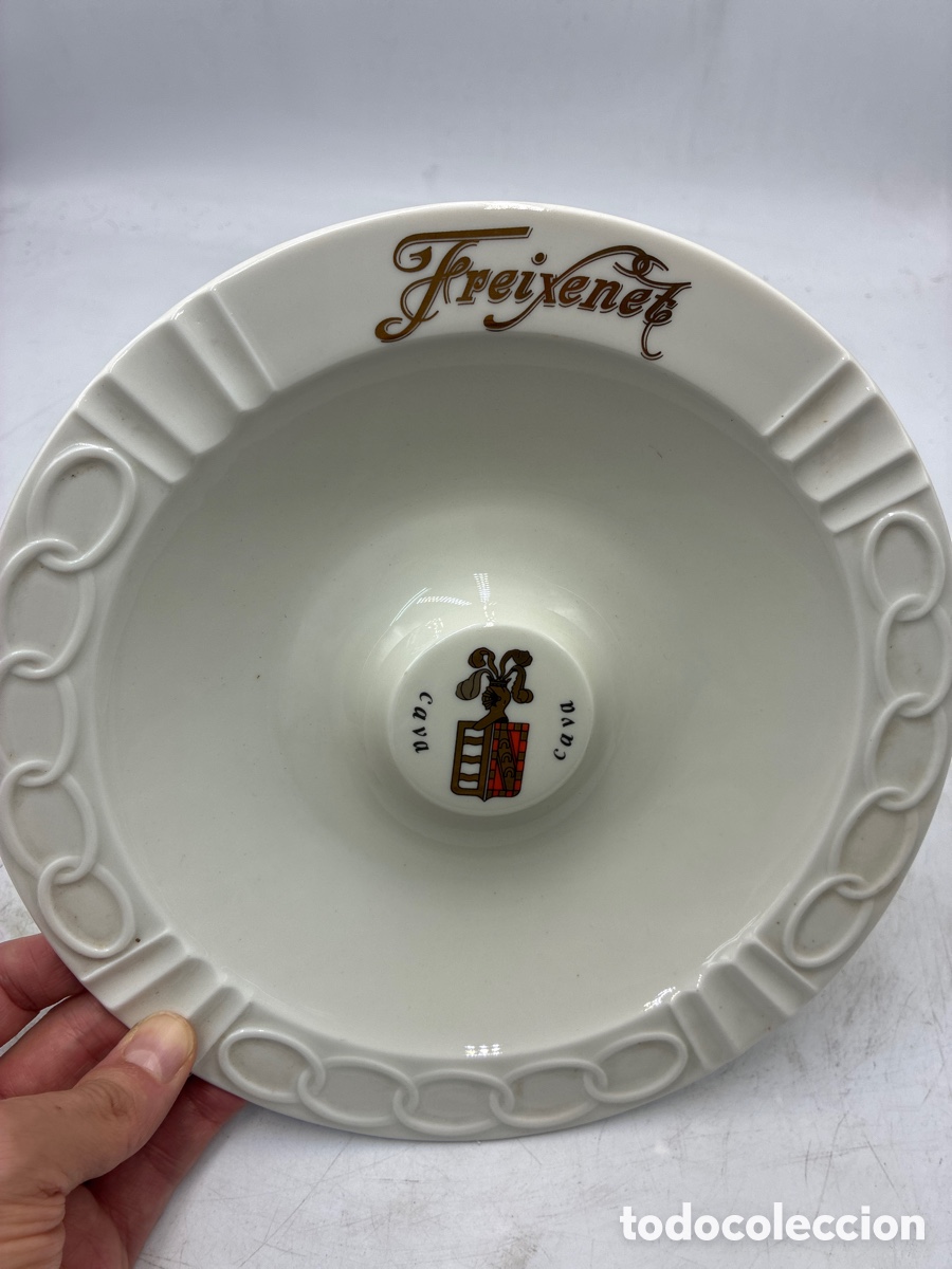 Antiquit&eacute;s: Cenicero o plato en porcelana IRABIA Freixenet Cava. A&ntilde;os 80.