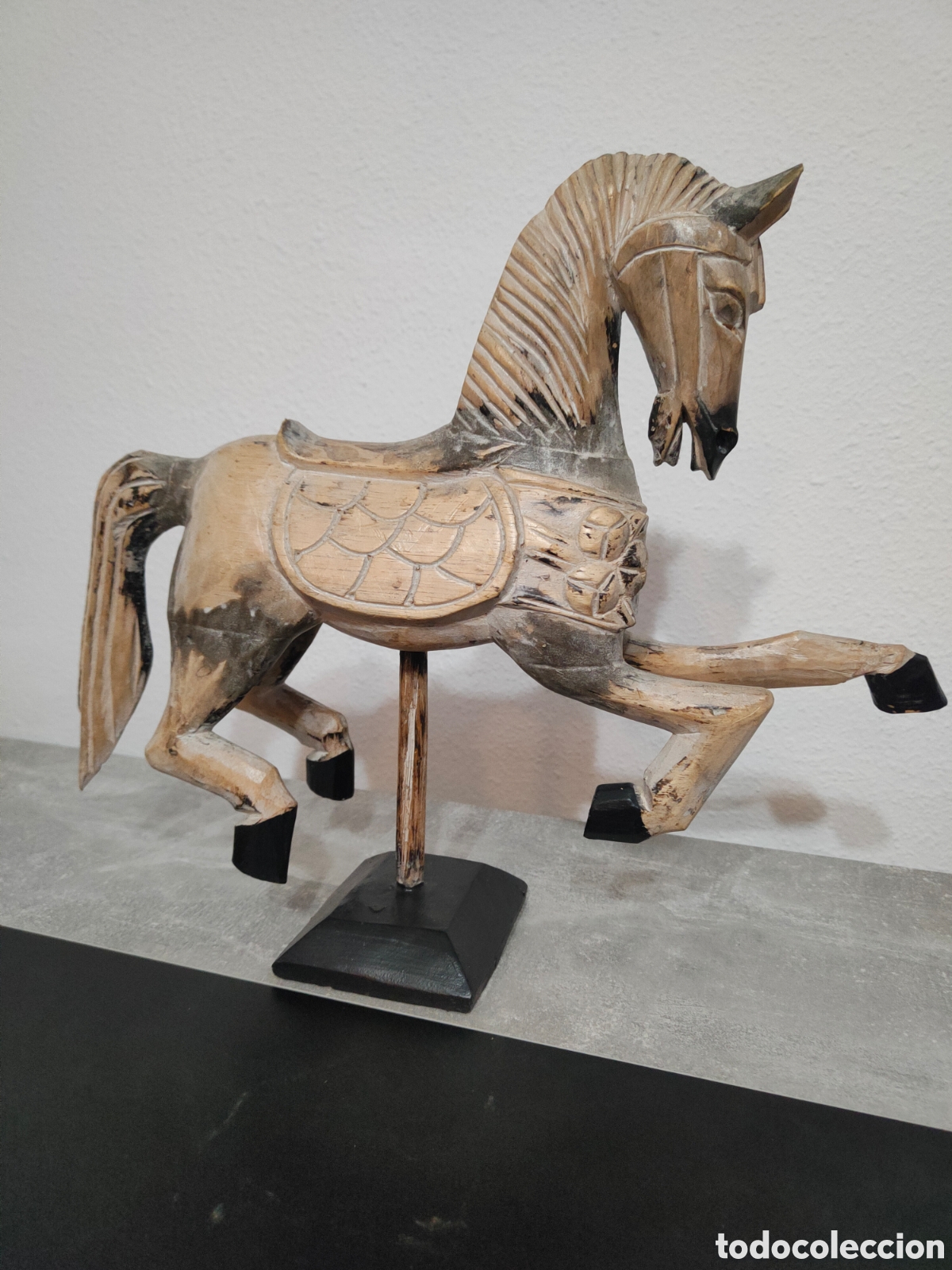 Antig&uuml;edades: Caballo Tiovivo Carrusel Madera Tallada
