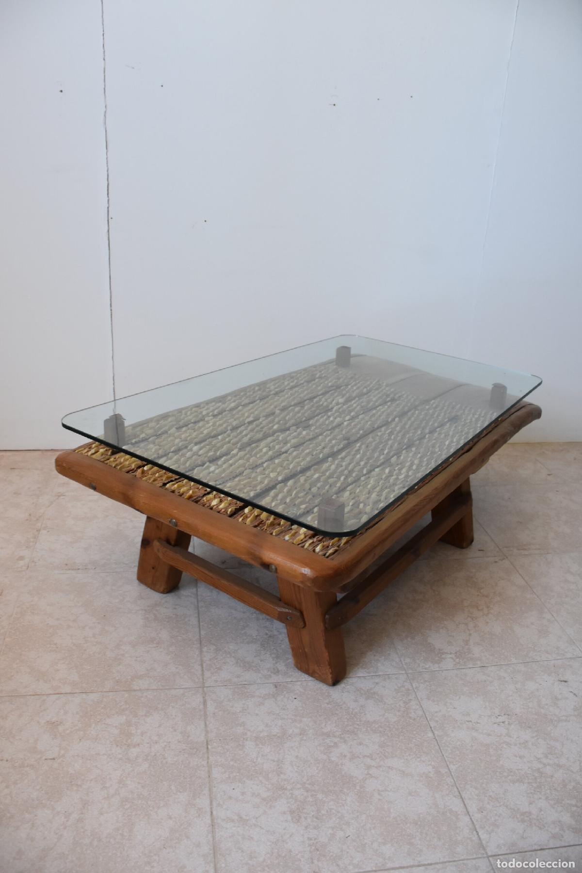 Antig&uuml;edades: Mesa de centro madera con trilla y cristal - Foto 2