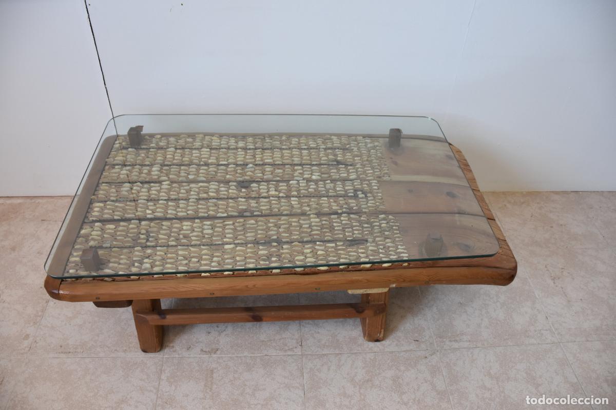 Antig&uuml;edades: Mesa de centro madera con trilla y cristal - Foto 4