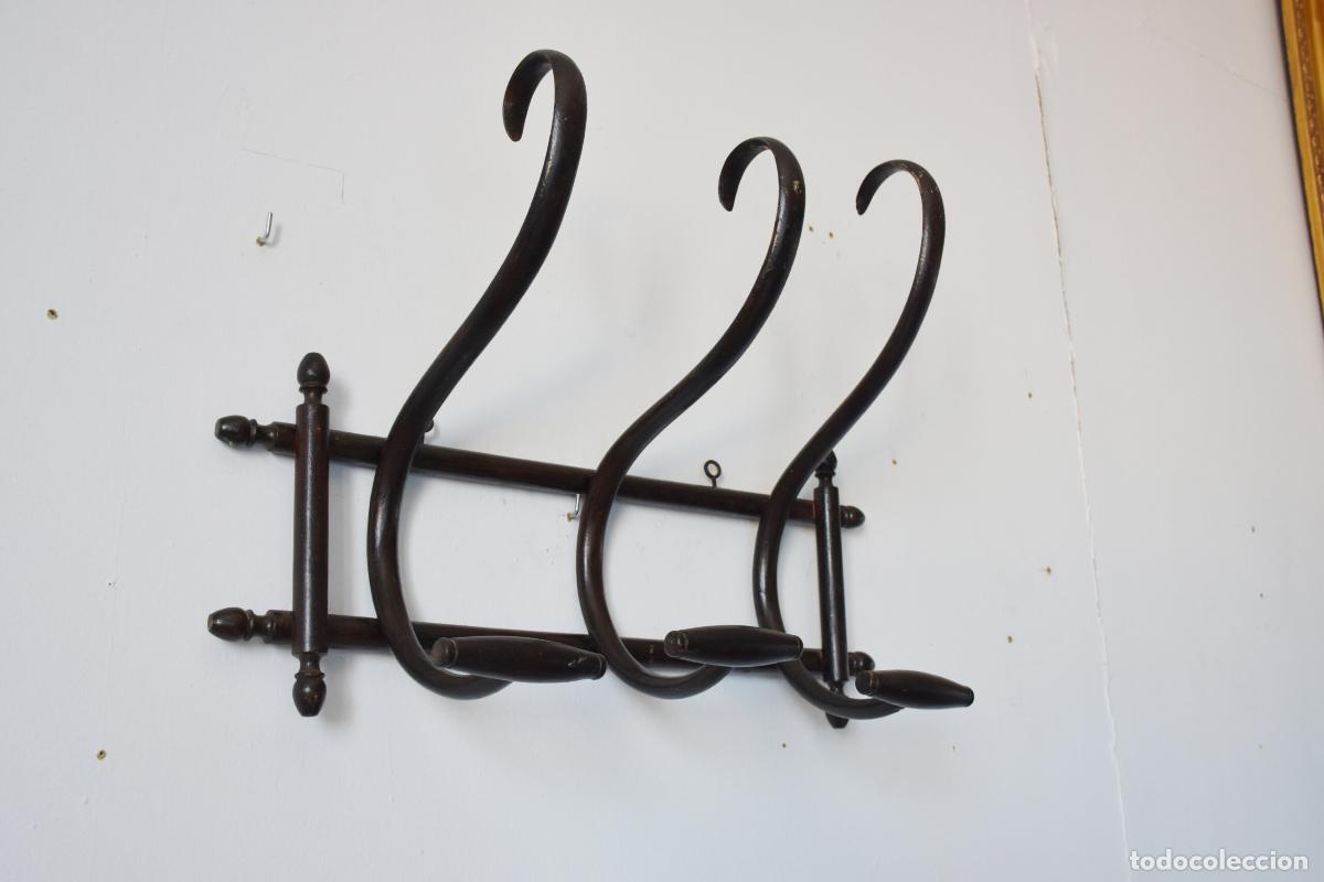 Antig&uuml;edades: Perchero de pared estilo Thonet - Foto 3