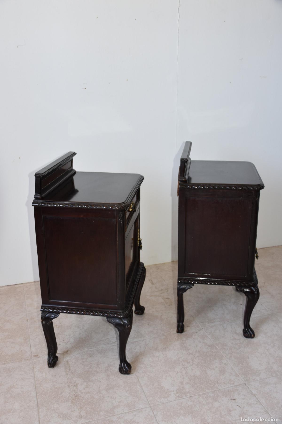 Antig&uuml;edades: Pareja de mesillas patas Chippendale - Foto 5