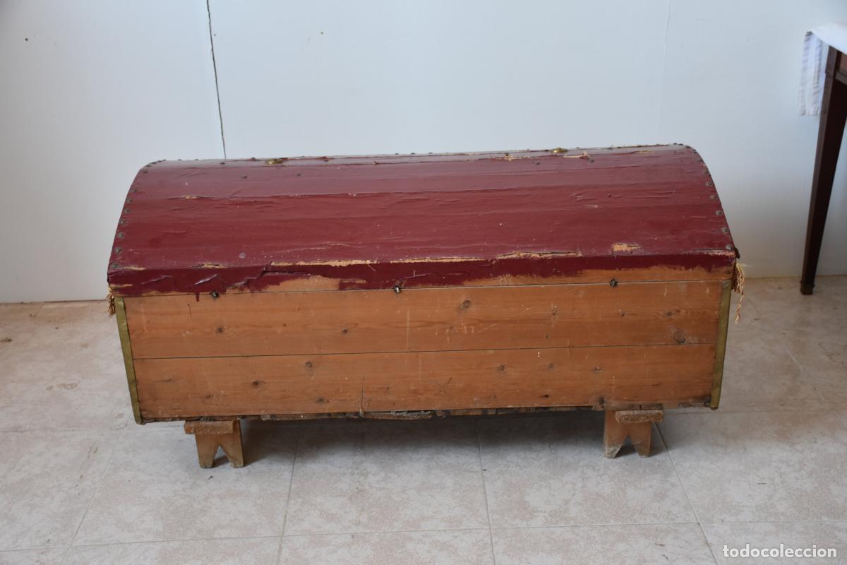 Antig&uuml;edades: Baul antiguo rojo de madera policromada - Foto 9