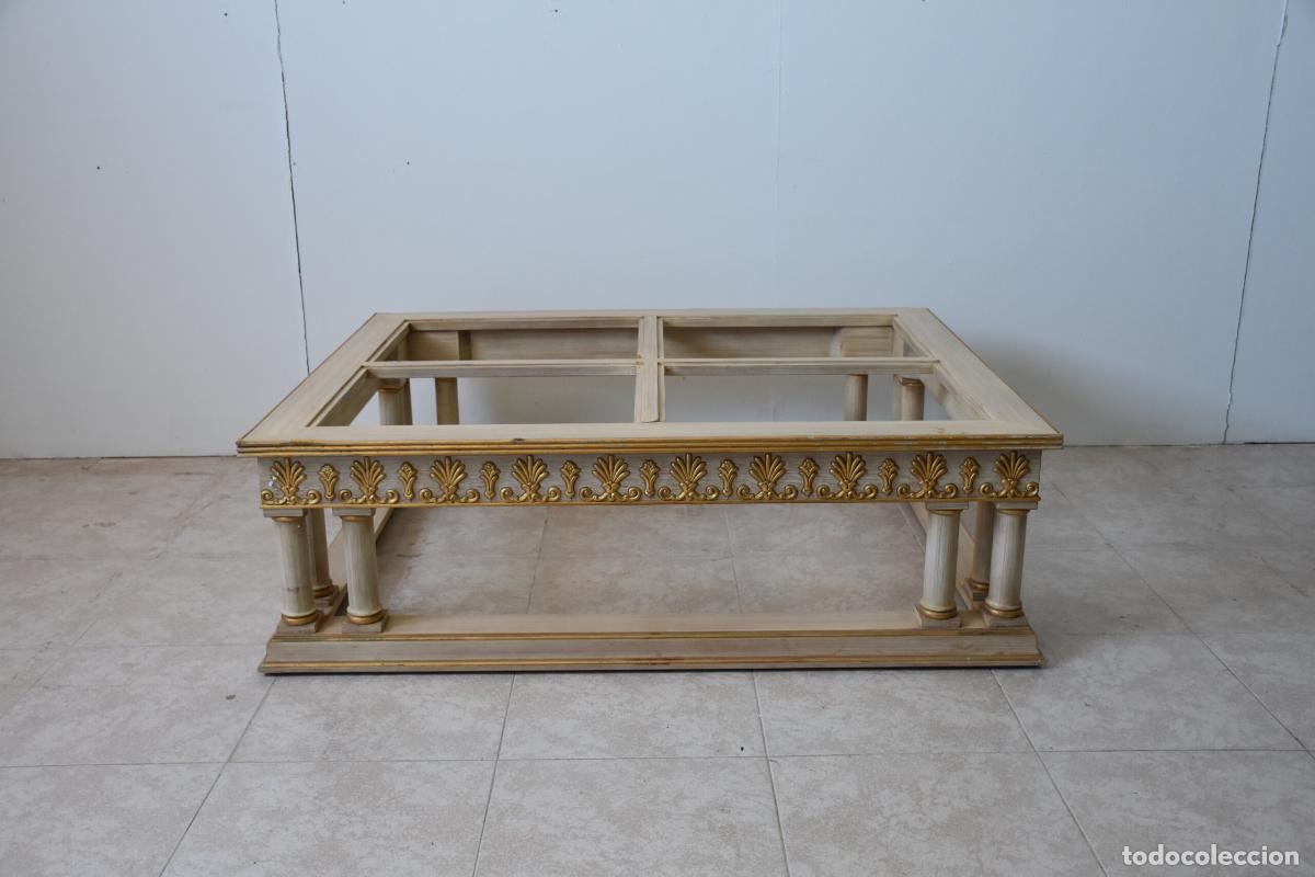 Antiques: Mesa de centro policromada